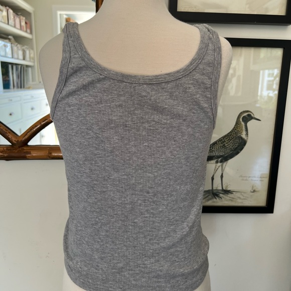 Grey tank top - Picture 5 of 6